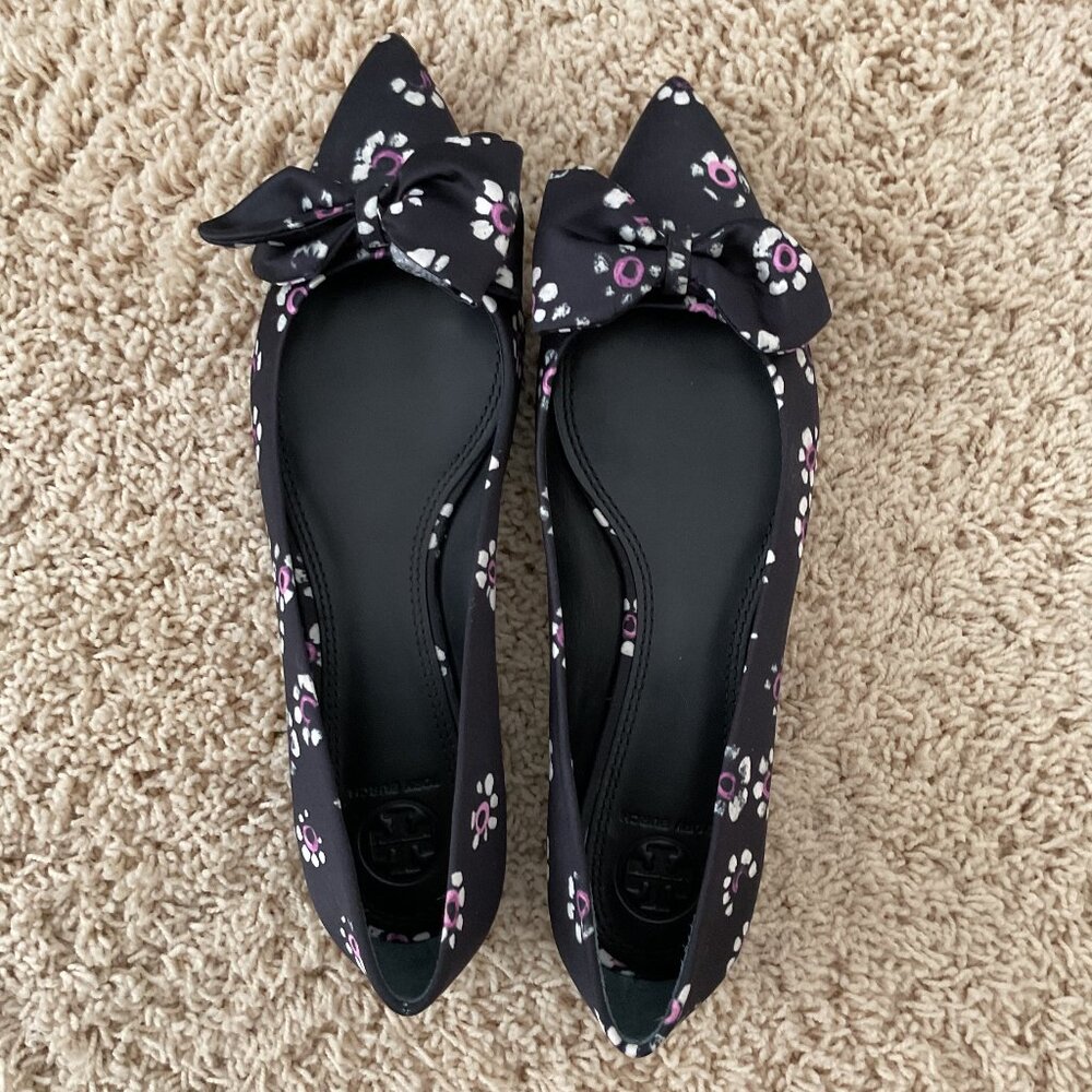Tory Burch Rosalind Bow Printed Satin Flats Size 8